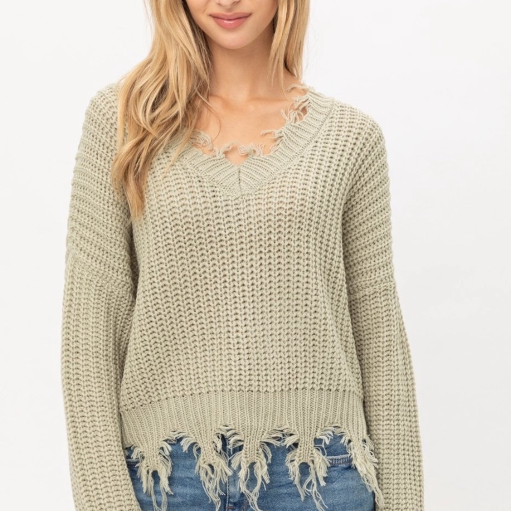 V neck relaxed fit sweater